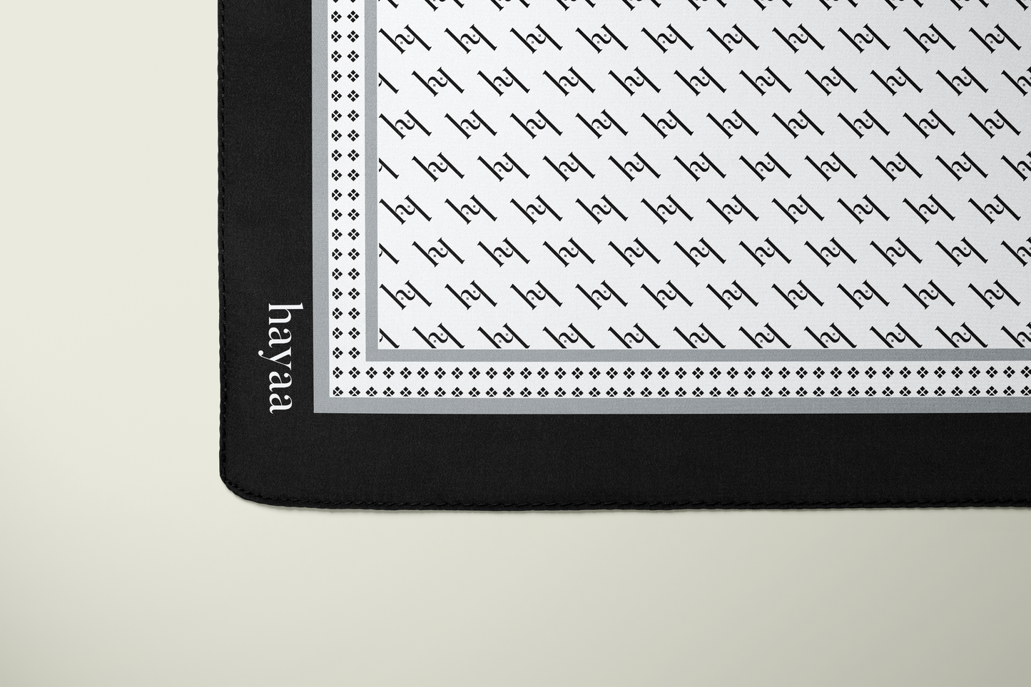 HAYAA MONOGRAM SQUARE - BLACK